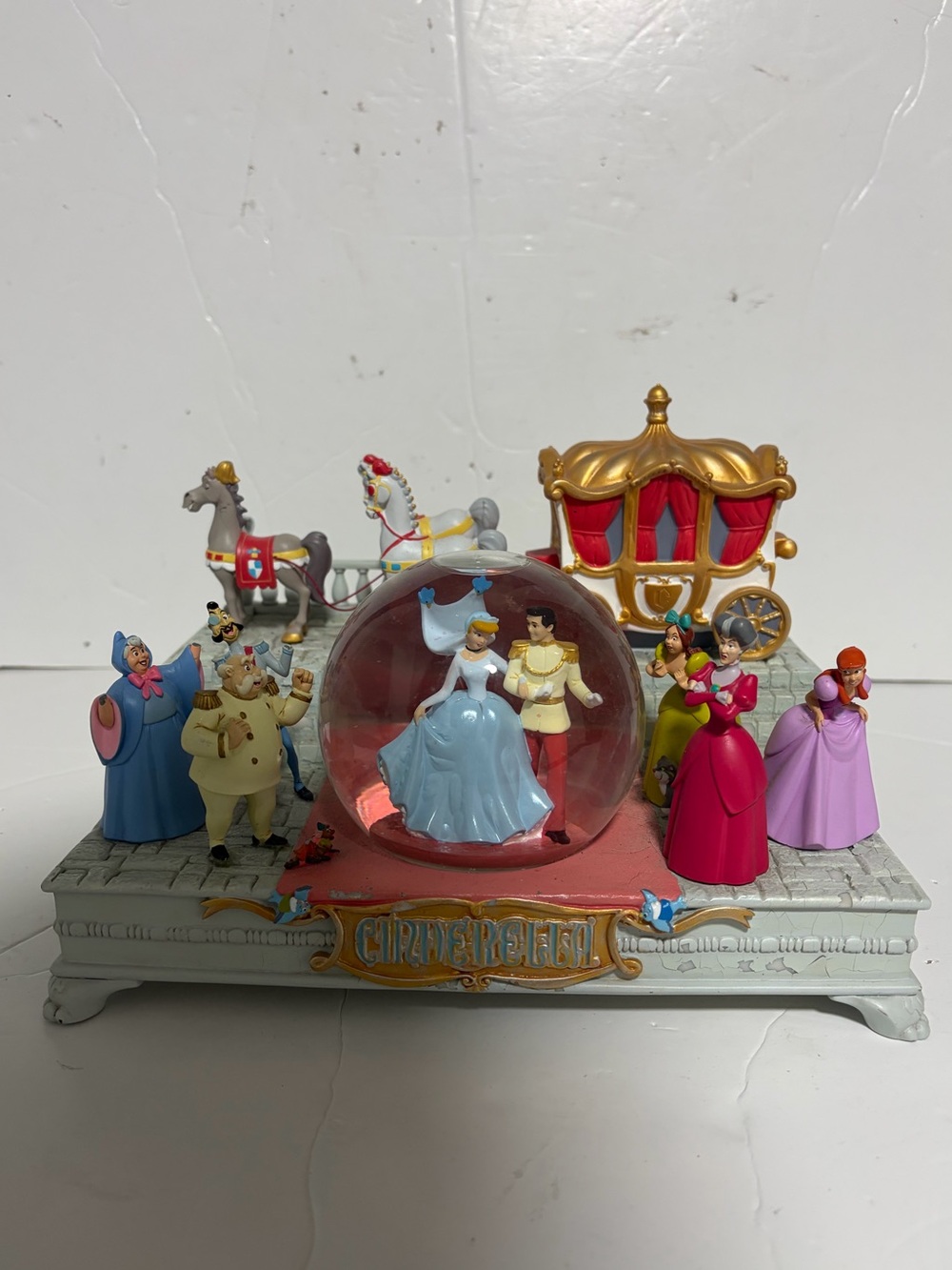Disney Store Cinderella Royal Wedding Musical Snow Globe “So This Is Love” Works